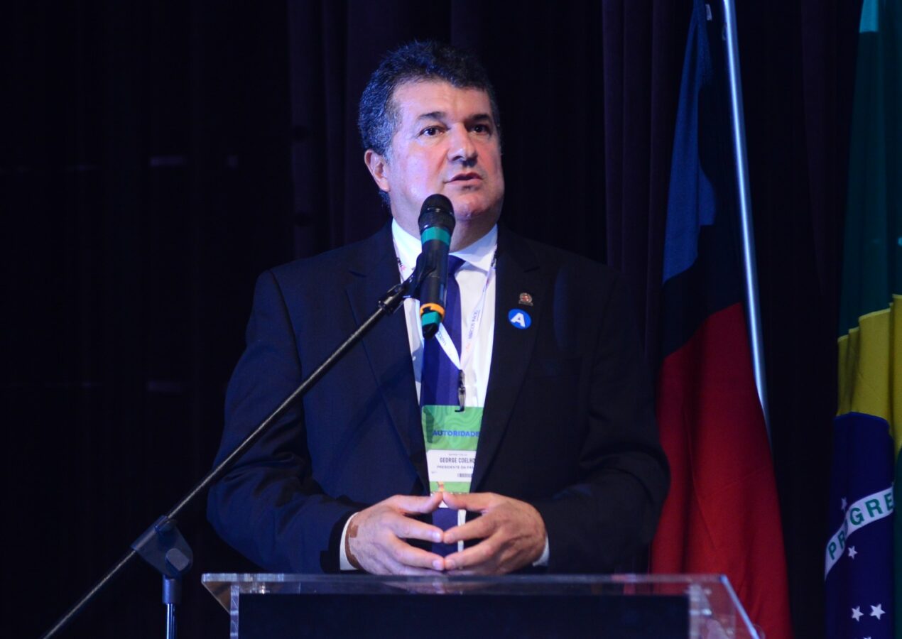 George Coelho destaca importância da presença de ministérios e secretarias estaduais no Confep 2025