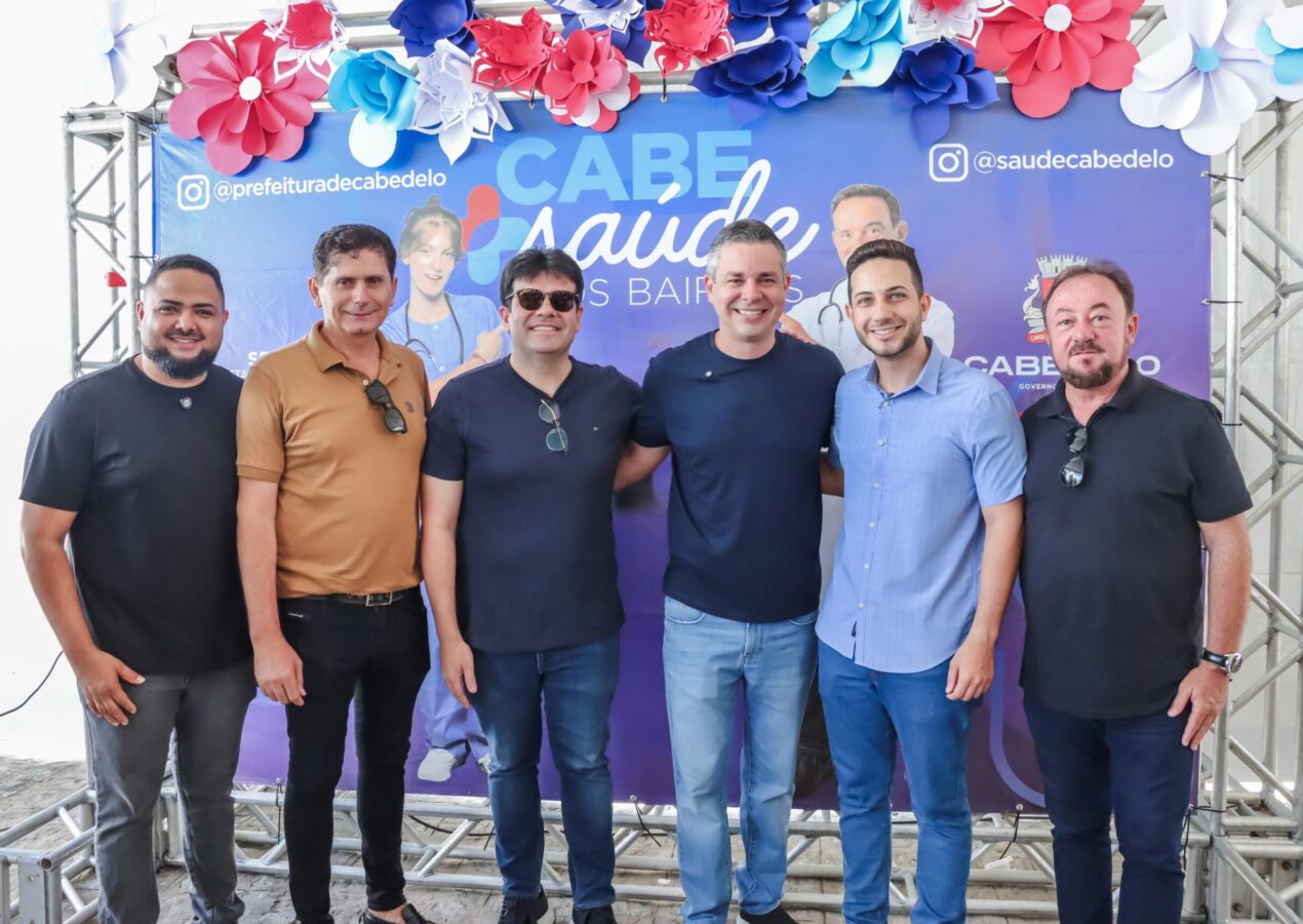 Deputado Eduardo Carneiro acompanha mutirão de saúde em Cabedelo ao lado do prefeito André e vereadores do Solidariedade
