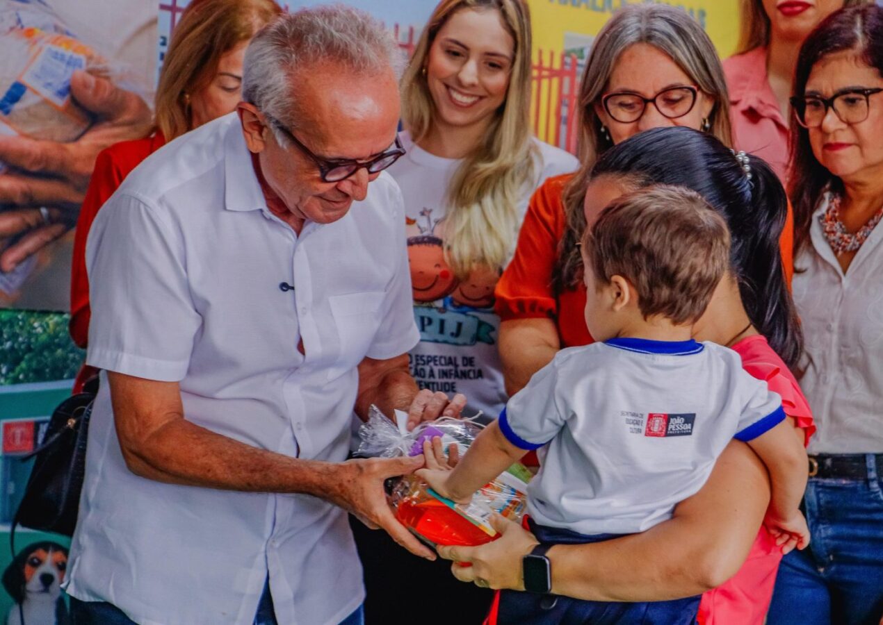 Cícero Lucena abre a Semana do Bebê e destaca compromisso no cuidado e desenvolvimento da primeira infância