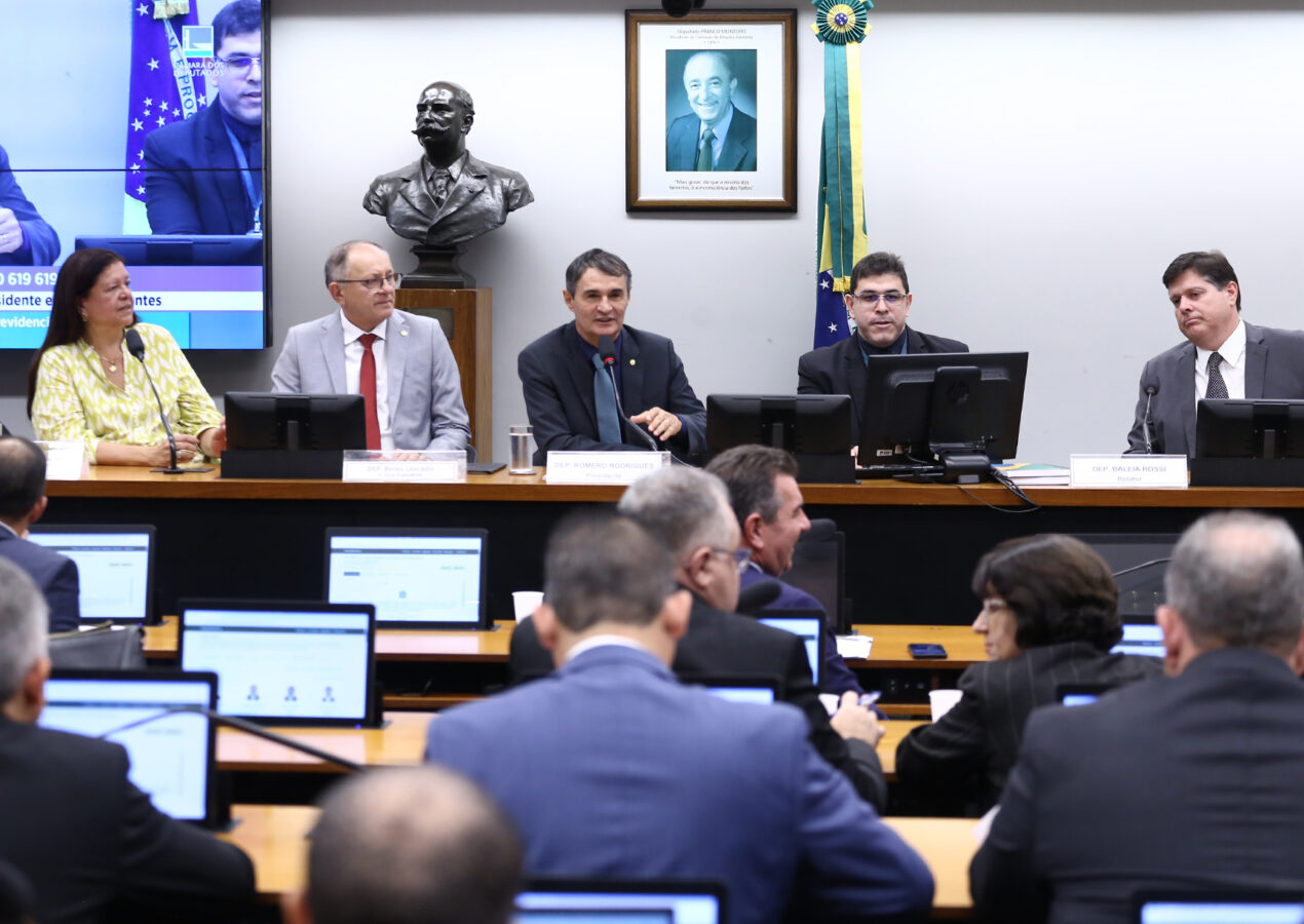 Famup destaca instalação da Comissão Especial que vai analisar a PEC da Sustentabilidade Fiscal