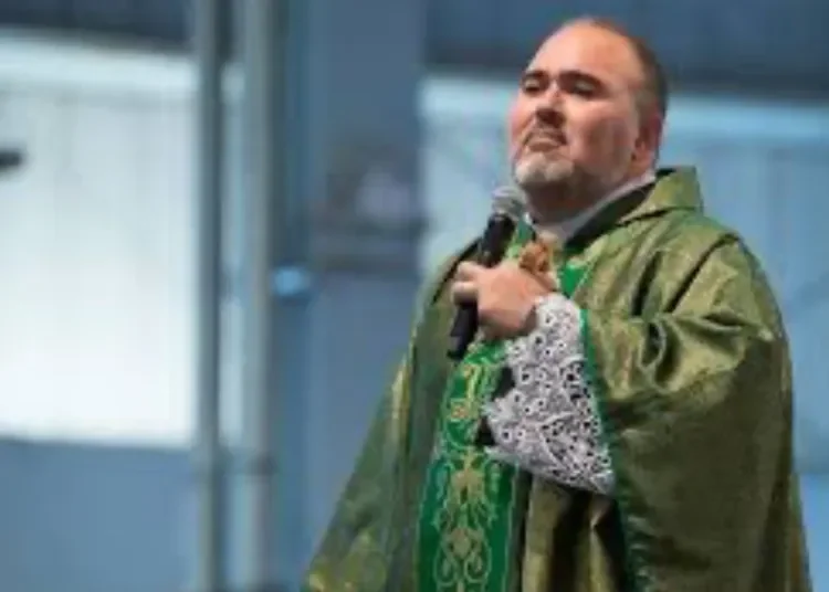 Proposta de Raoni Mendes concede Comenda João Paulo II ao Padre Bruno Pinto Costa; solenidade na CMJP ocorre nesta sexta (9)