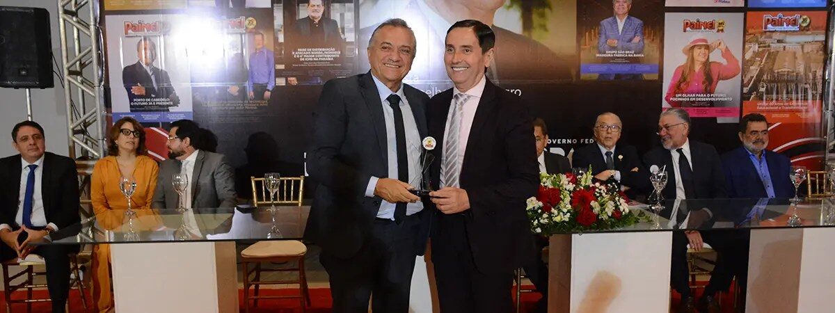 Presidente do Creci-PB, Rômulo Soares, recebe Troféu Top Of Class 2025 como Gestor de Referência Nacional