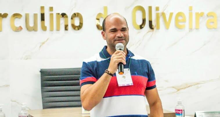 Prefeito de Sobrado é preso em flagrante por porte ilegal de arma de fogo