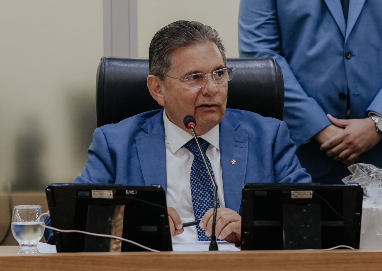 Adriano Galdino anuncia novo concurso público da Assembleia Legislativa da Paraíba