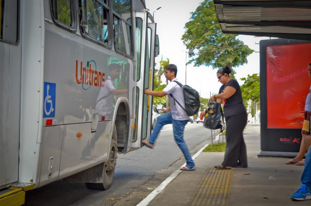 Prefeitura garante Passe Livre de estudantes que farão as provas do Enem 2025 e reforça linhas de ônibus