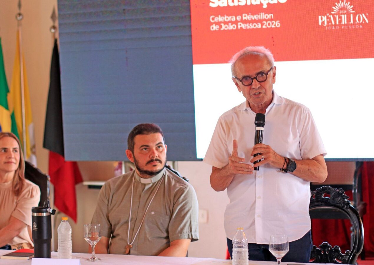 Cícero Lucena apresenta pesquisa de satisfação de eventos de fim de ano, em que mostra que 88% dos visitantes pretendem voltar a João Pessoa