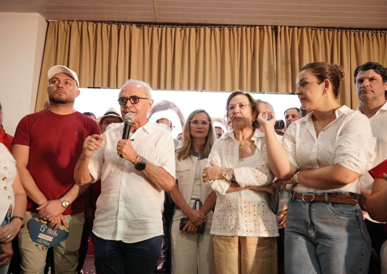 Com festa em Guarabira, Cícero Lucena recebe apoio da prefeita Léa e da deputada Camila Toscano