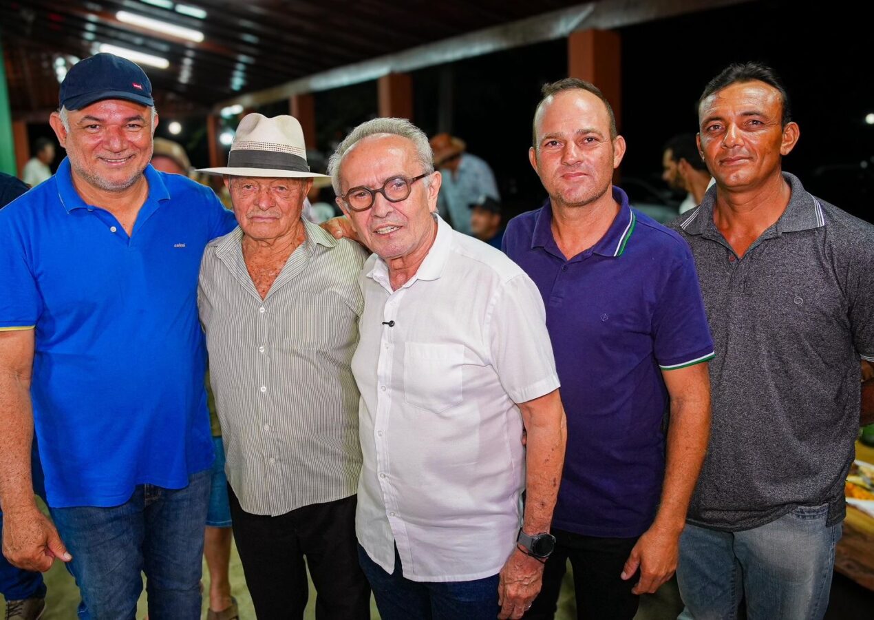 Pré-candidatura de Cícero Lucena ao Governo recebe apoio de lideranças de Amparo, Prata e Monteiro