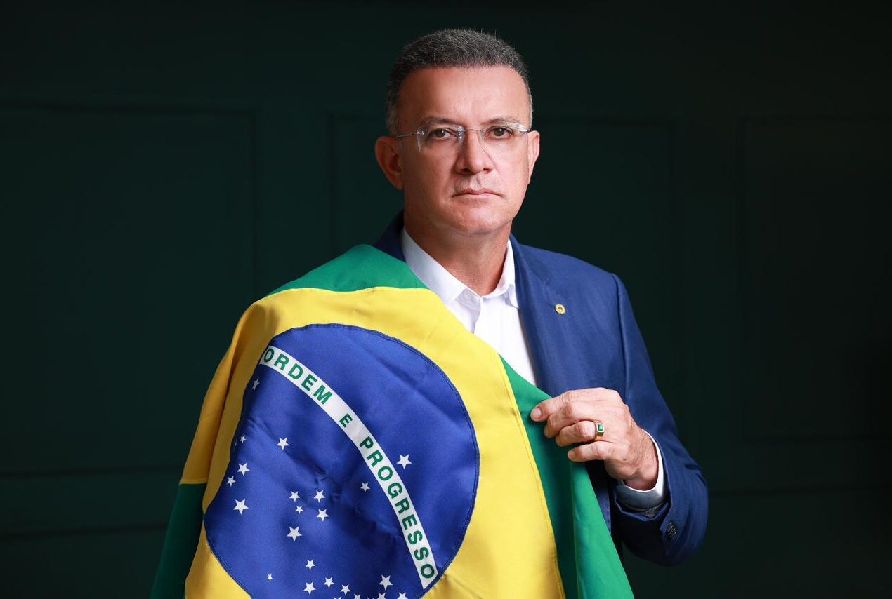 Deputado Sargento Neto cita ‘lacração’ de Wagner Moura por crítica a Bolsonaro no Globo de Ouro