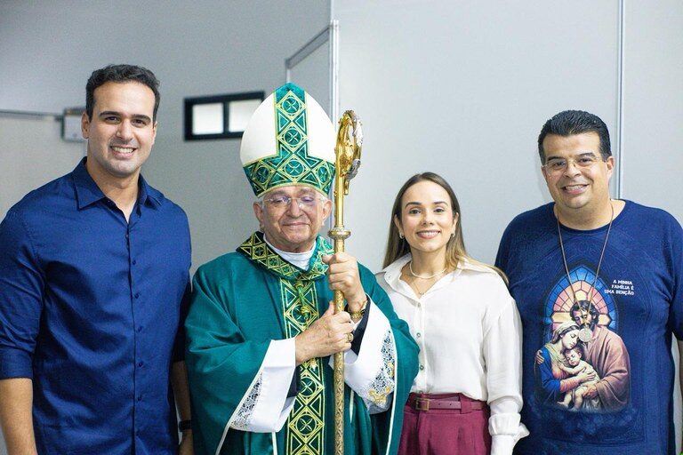 Lucas Ribeiro participa do encerramento do Crescer em Campina Grande com público recorde no Centro de Convenções
