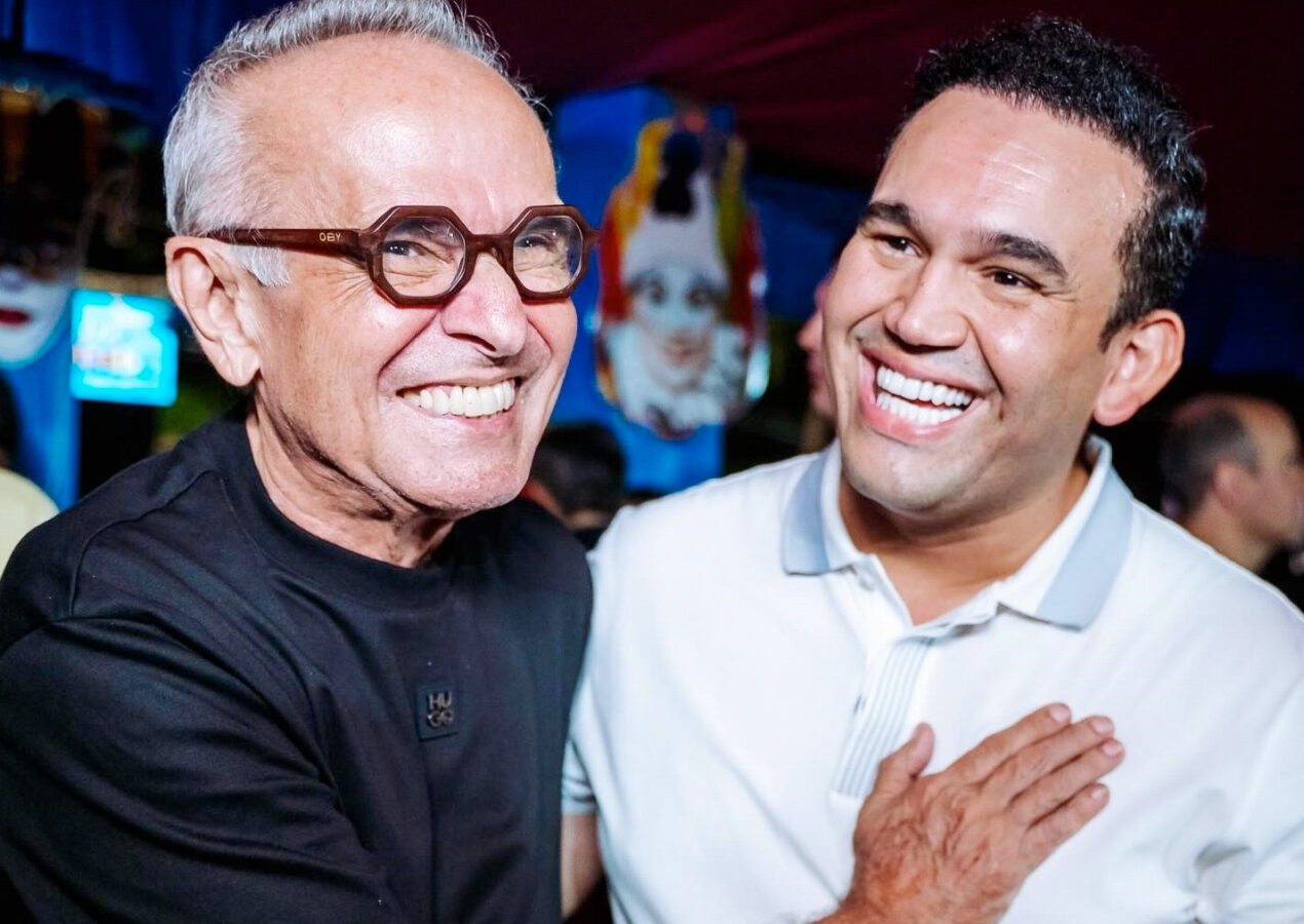 Segundo colocado em Campina Grande com quase 100 mil votos, Dr. Jhony Bezerra anuncia apoio a Cícero Lucena