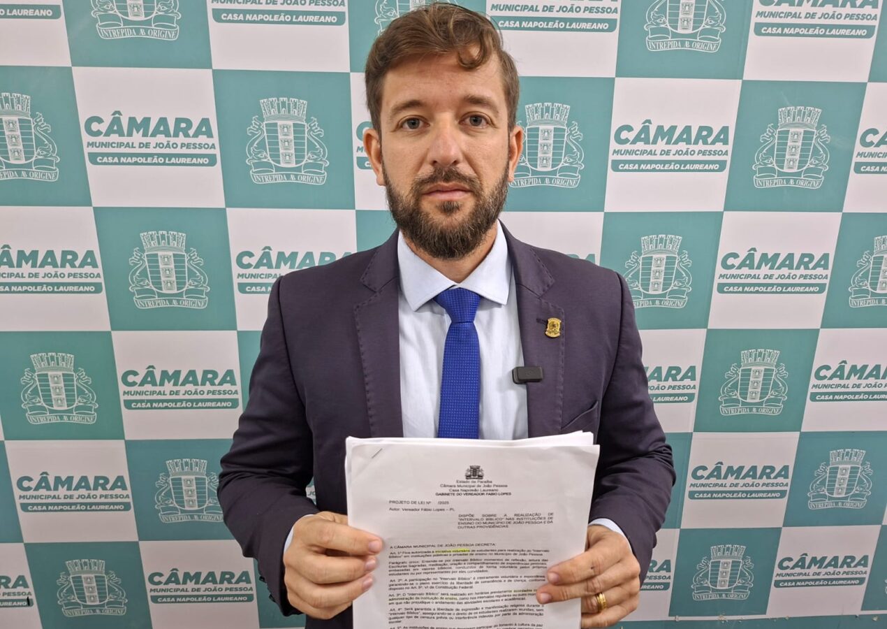 Câmara derruba veto e Fábio Lopes comemora aprovação do intervalo bíblico em escolas de João Pessoa