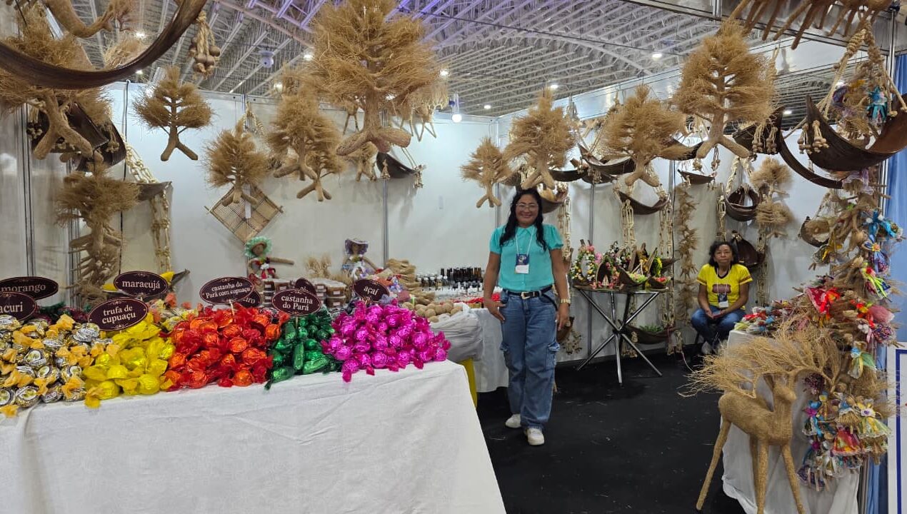 Amazônia desembarca na Brasil Mostra Brasil com moda botânica, biojoias e o tradicional Banho de Cheiro
