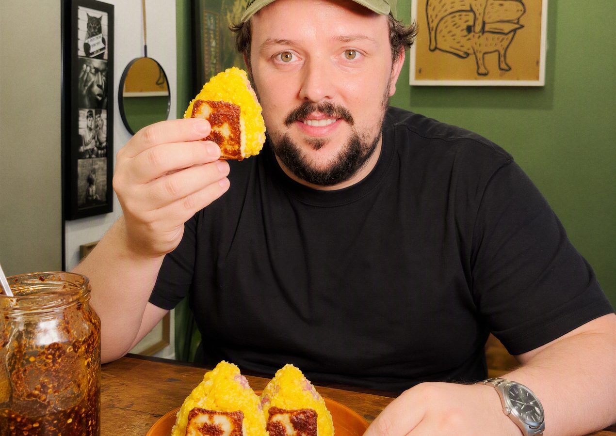 Oniguiri ganha versão brasileira com cuscuz, carne de sol e queijo coalho