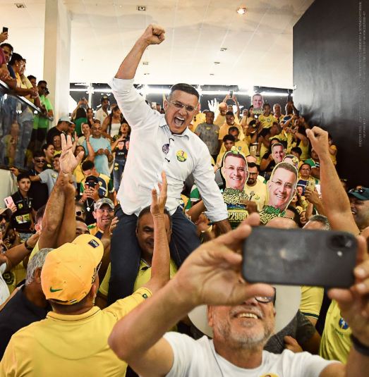 Sargento Neto reúne multidão em lançamento de campanha à reeleição em Campina Grande